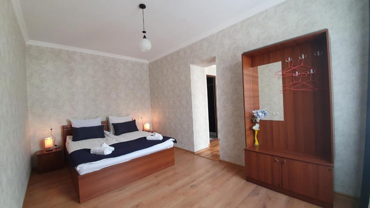 Guest House Sandro Kazbegi Exterior foto