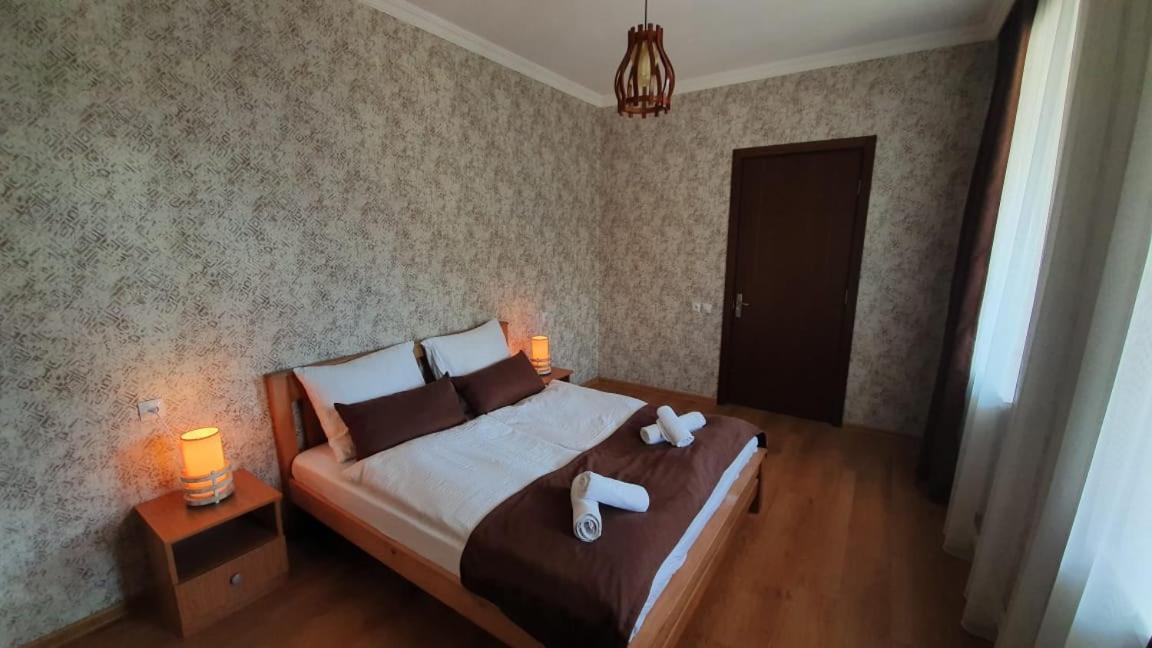 Guest House Sandro Kazbegi Exterior foto