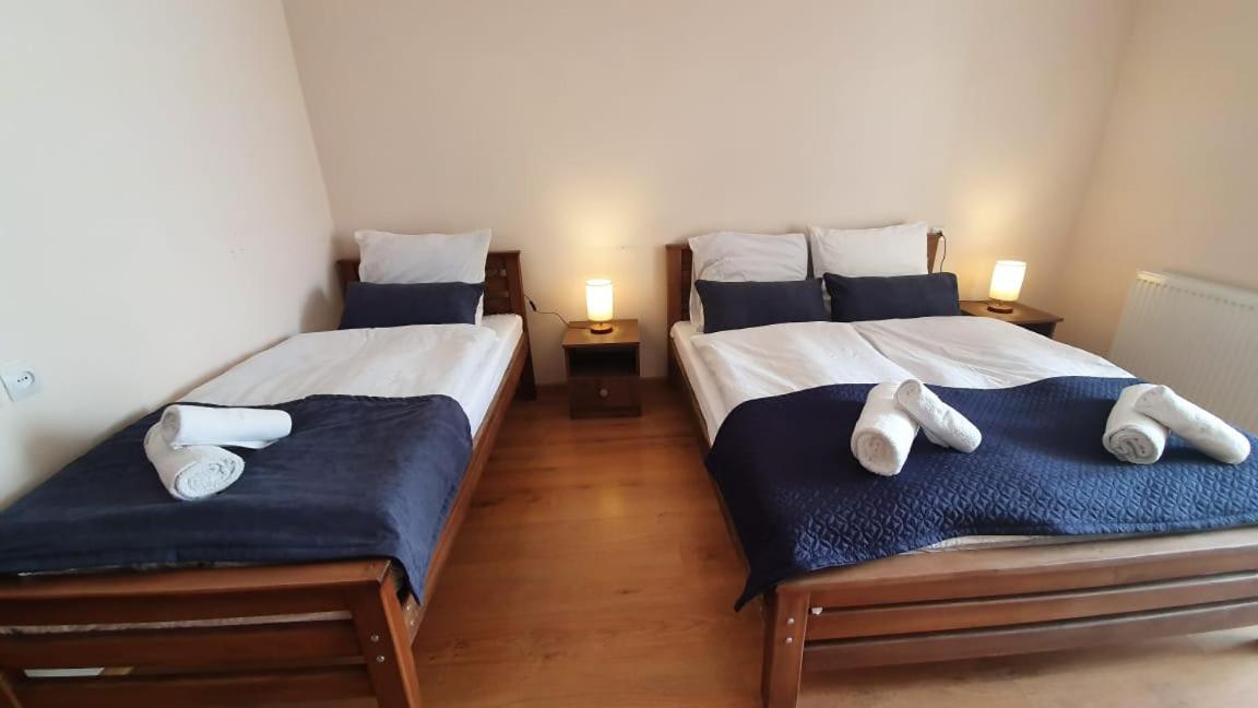 Guest House Sandro Kazbegi Exterior foto